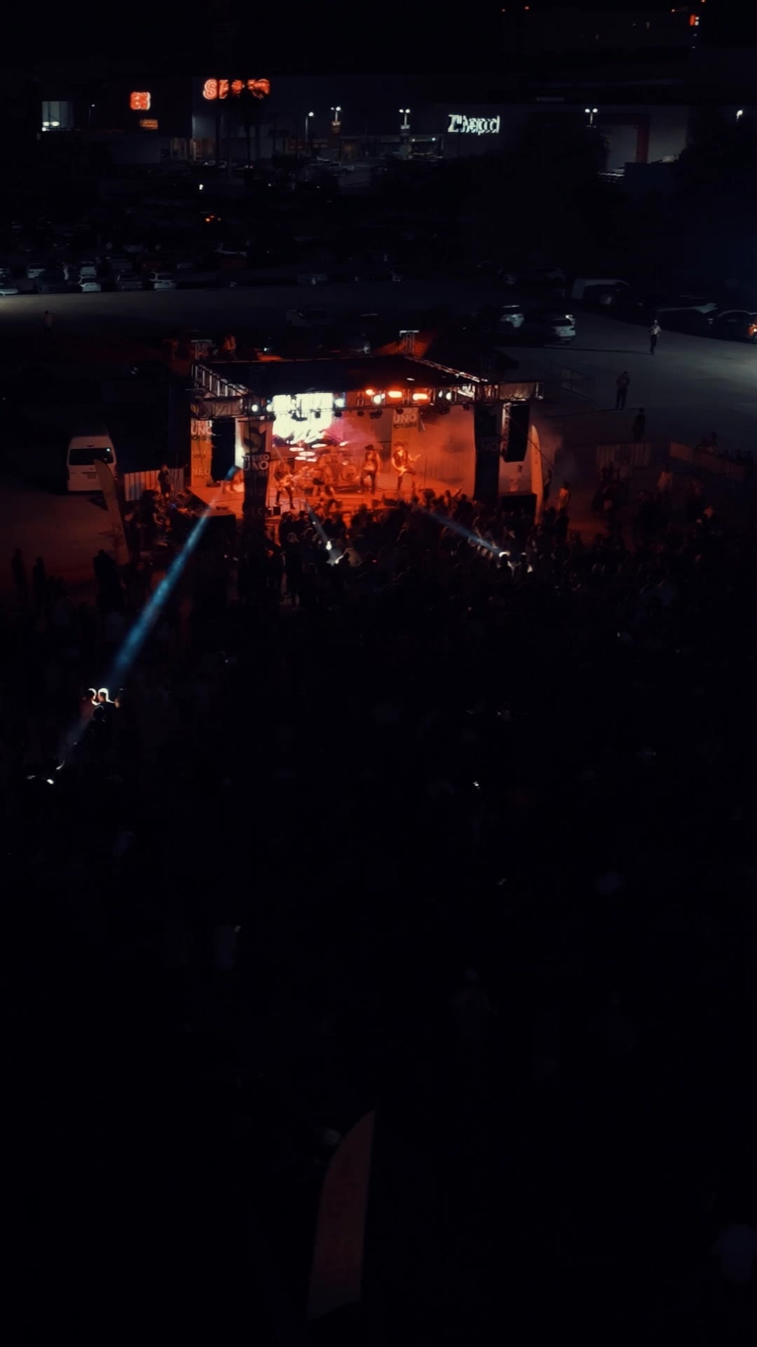 CONCERT TRANSITION - transition lipsync AI video