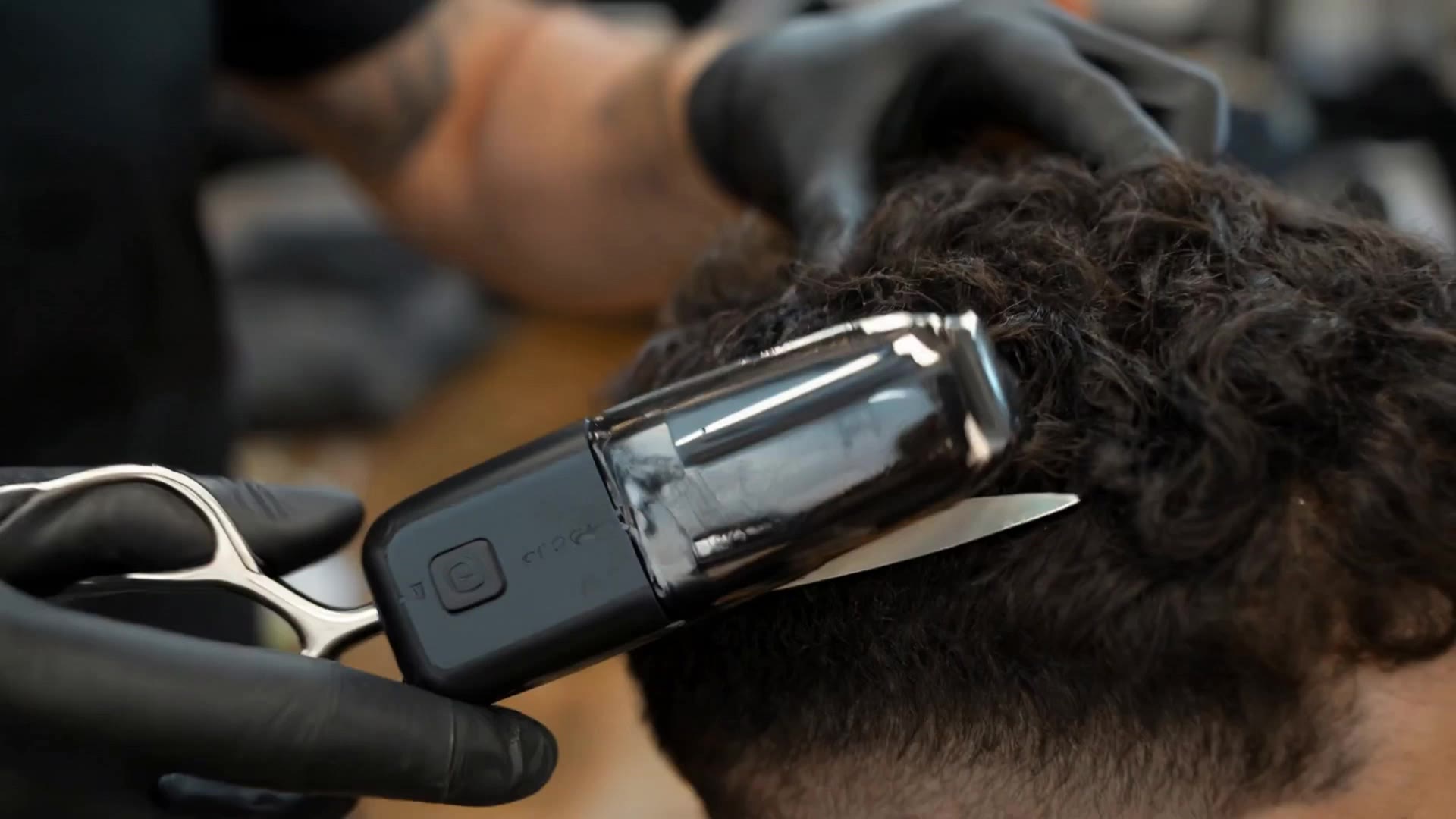 air kuts - low fade cutting AI video