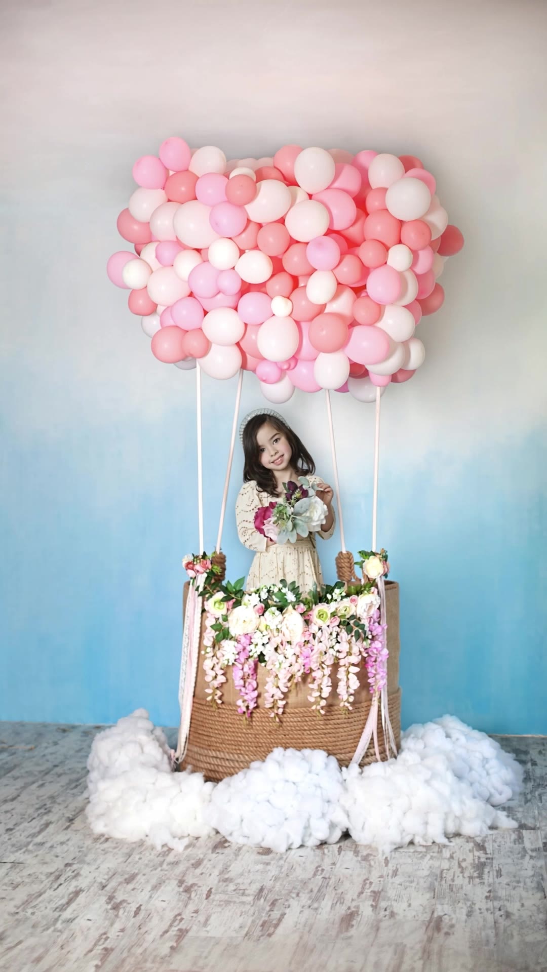 Kling AI work 317071277320068 - iridescent balloons AI video