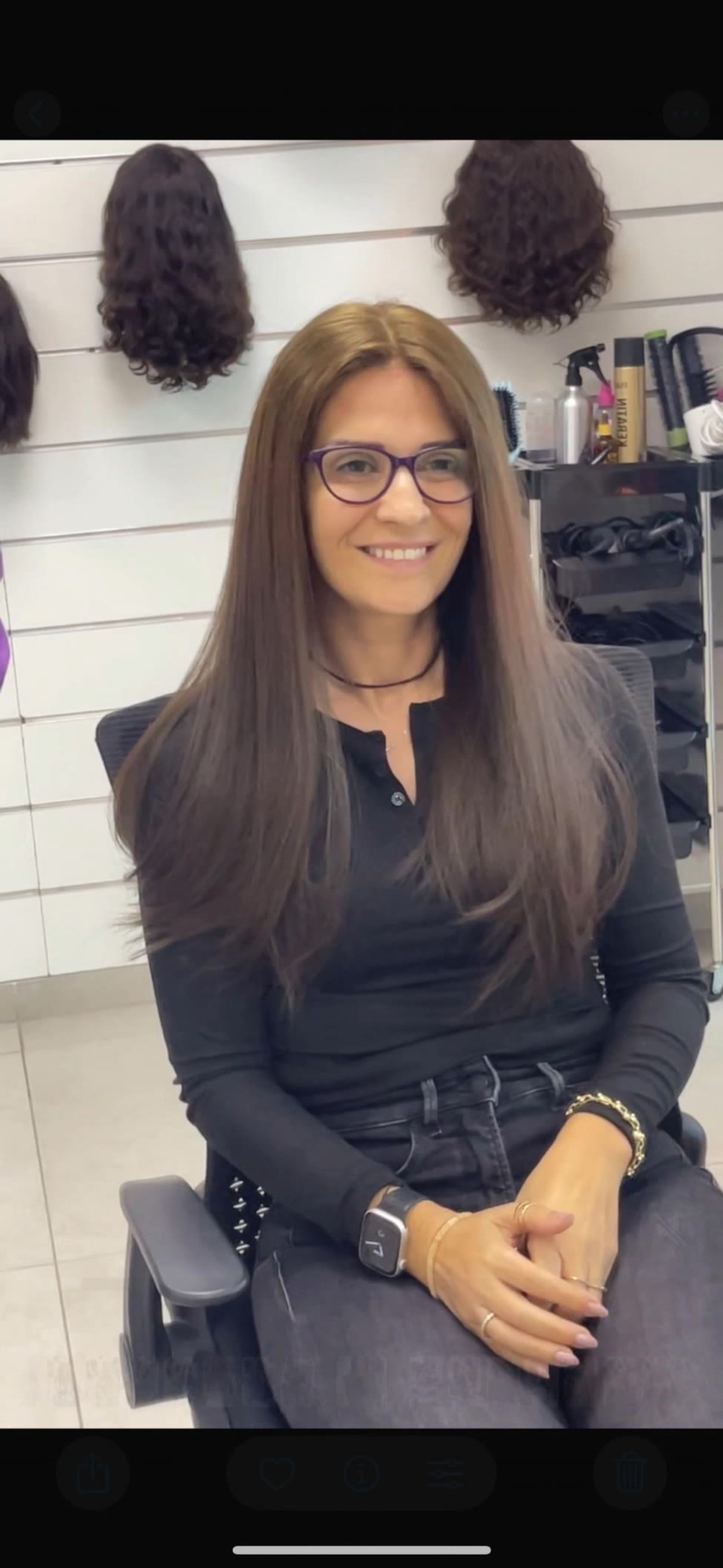 Kling AI work 312961063505319 - hair color test AI video