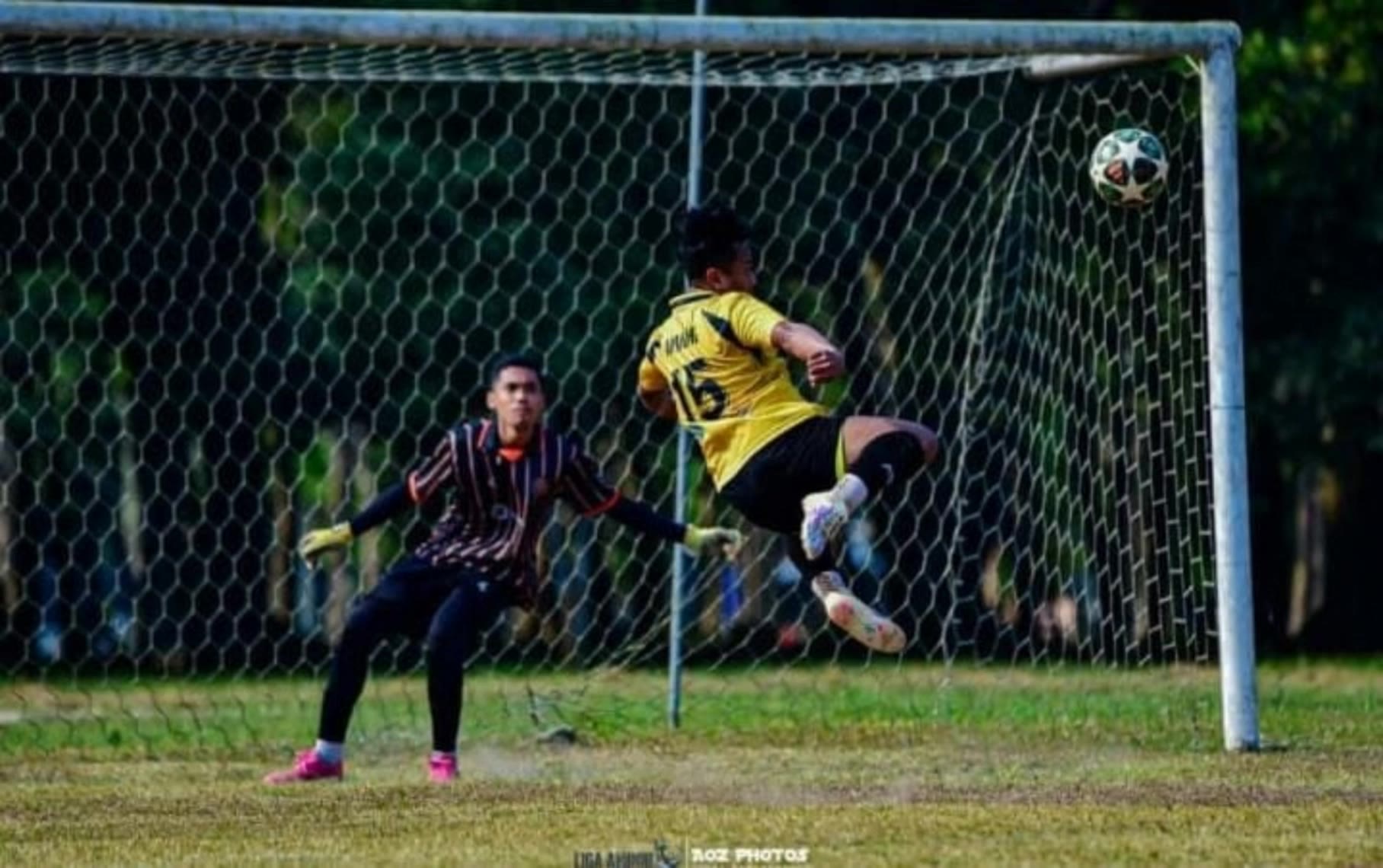 Kling AI work 315888230661625 - volley shot AI video