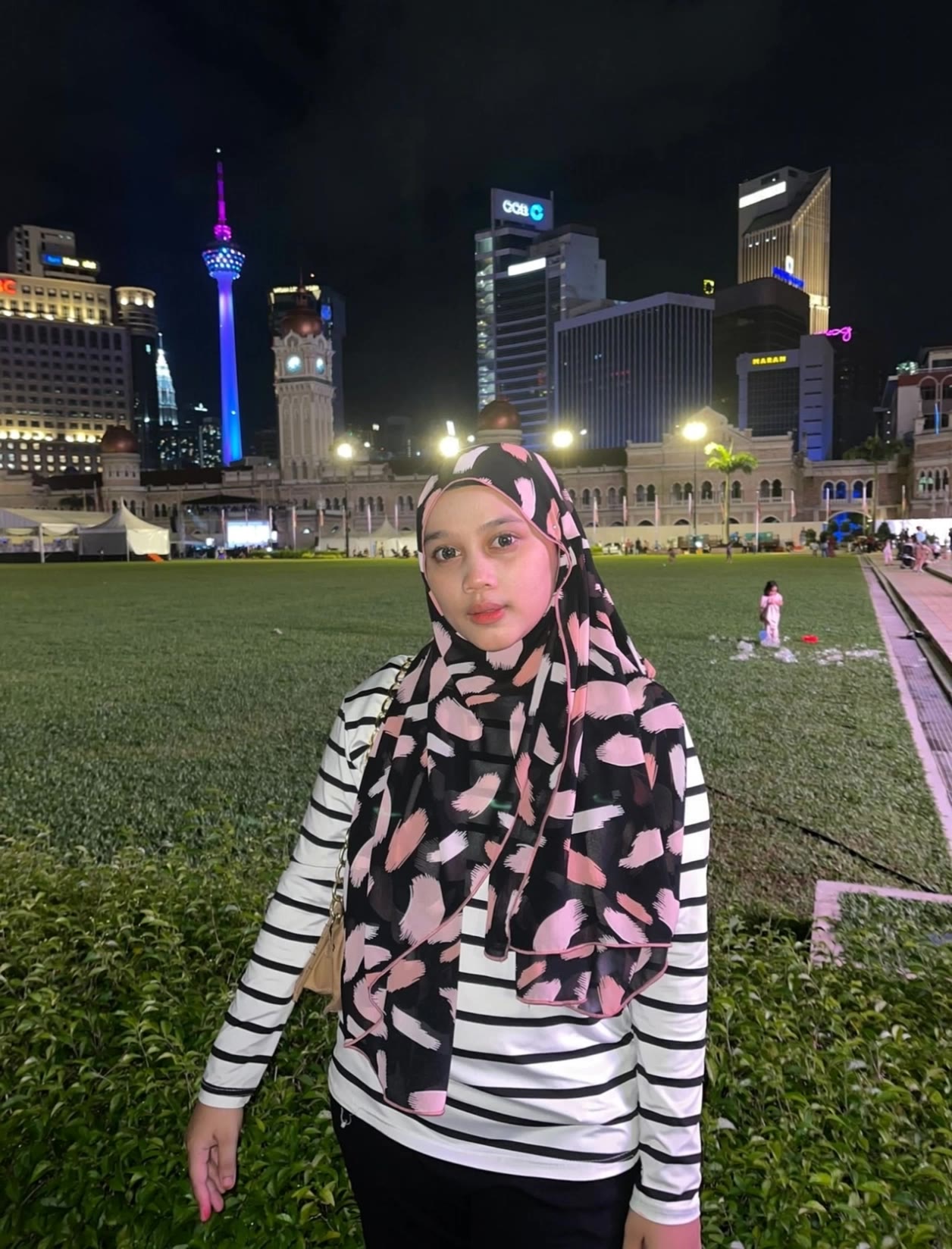 Kling AI work 310925038503125 - app klingai com AI video
