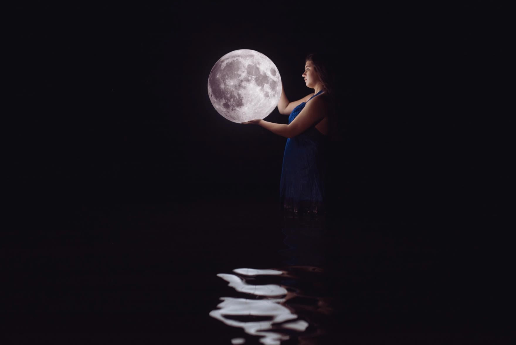 Lake Moon - moon ai effect AI video