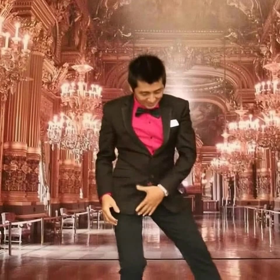Kling AI work 313497102521184 - picture to dance AI video