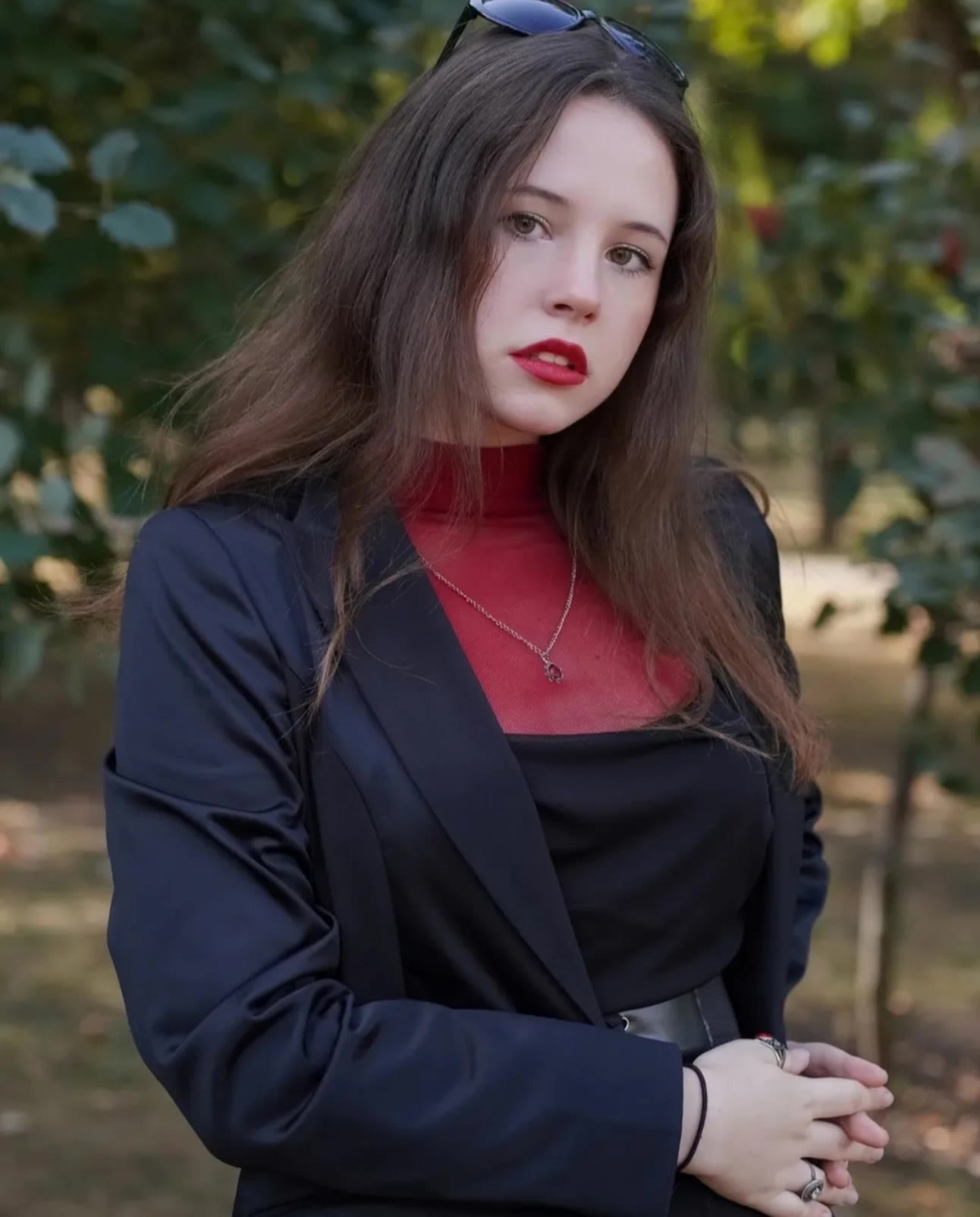Kling AI work 315003623500265 - camera iris AI video