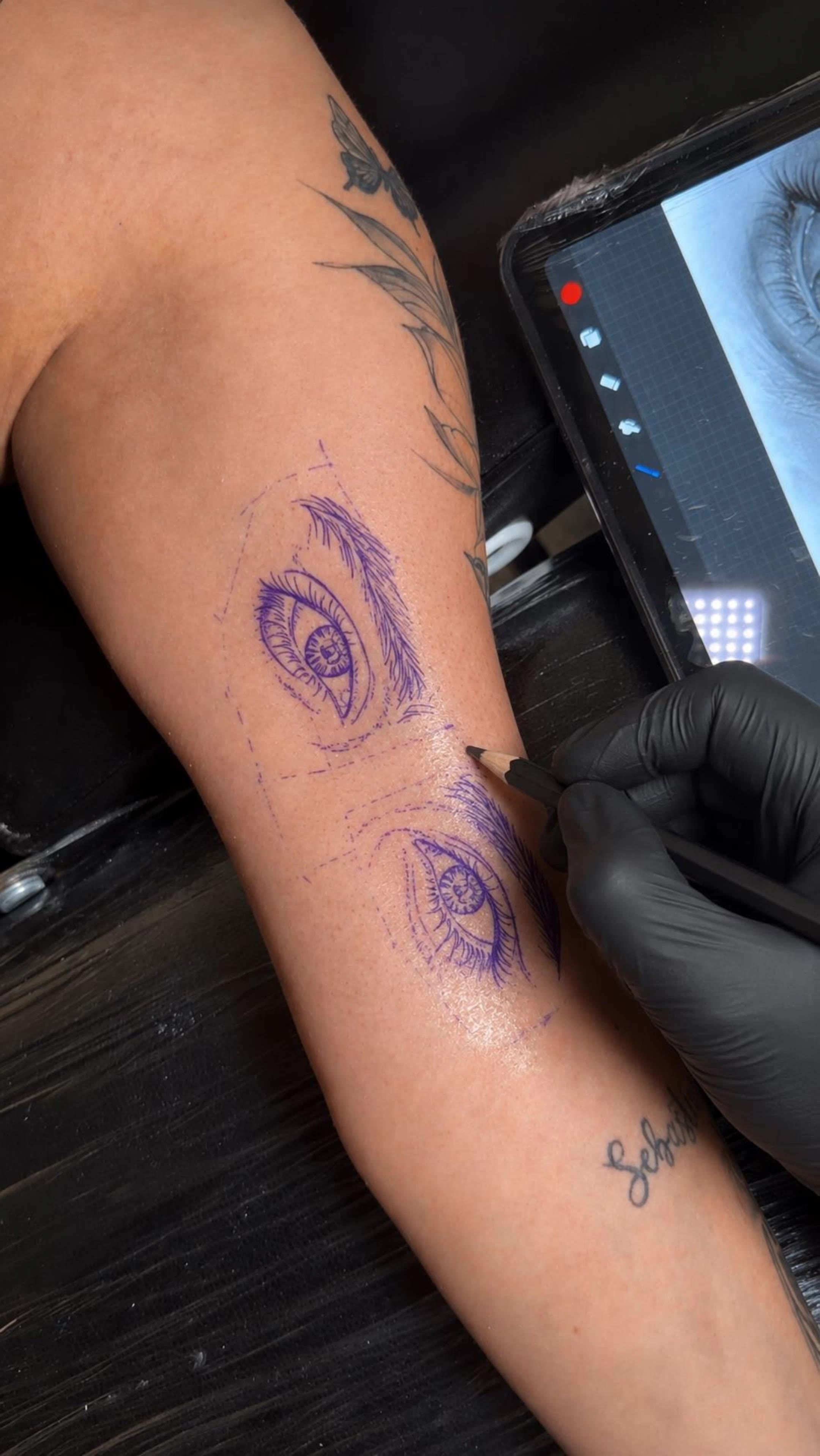 Kling AI work 313957245662254 - tattoo design website AI video