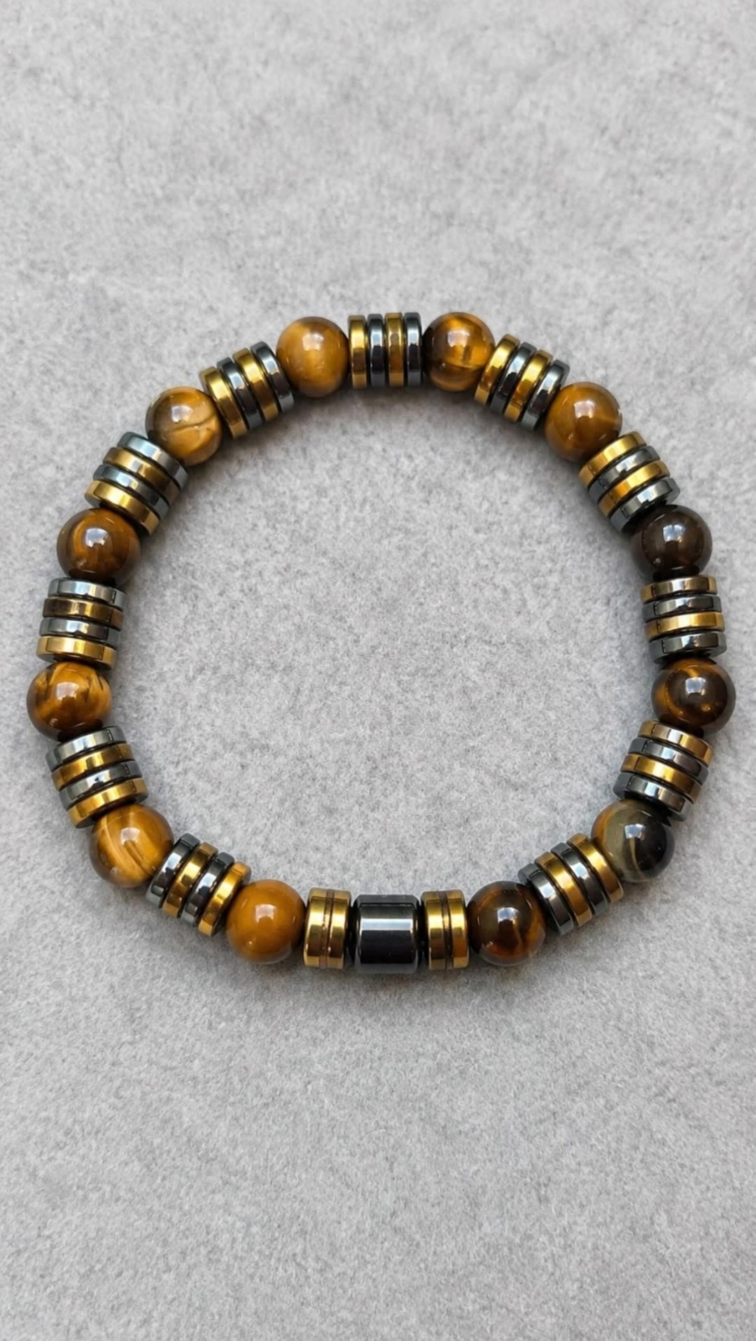 Kling AI work 316711456323040 - jewellery ai design AI video