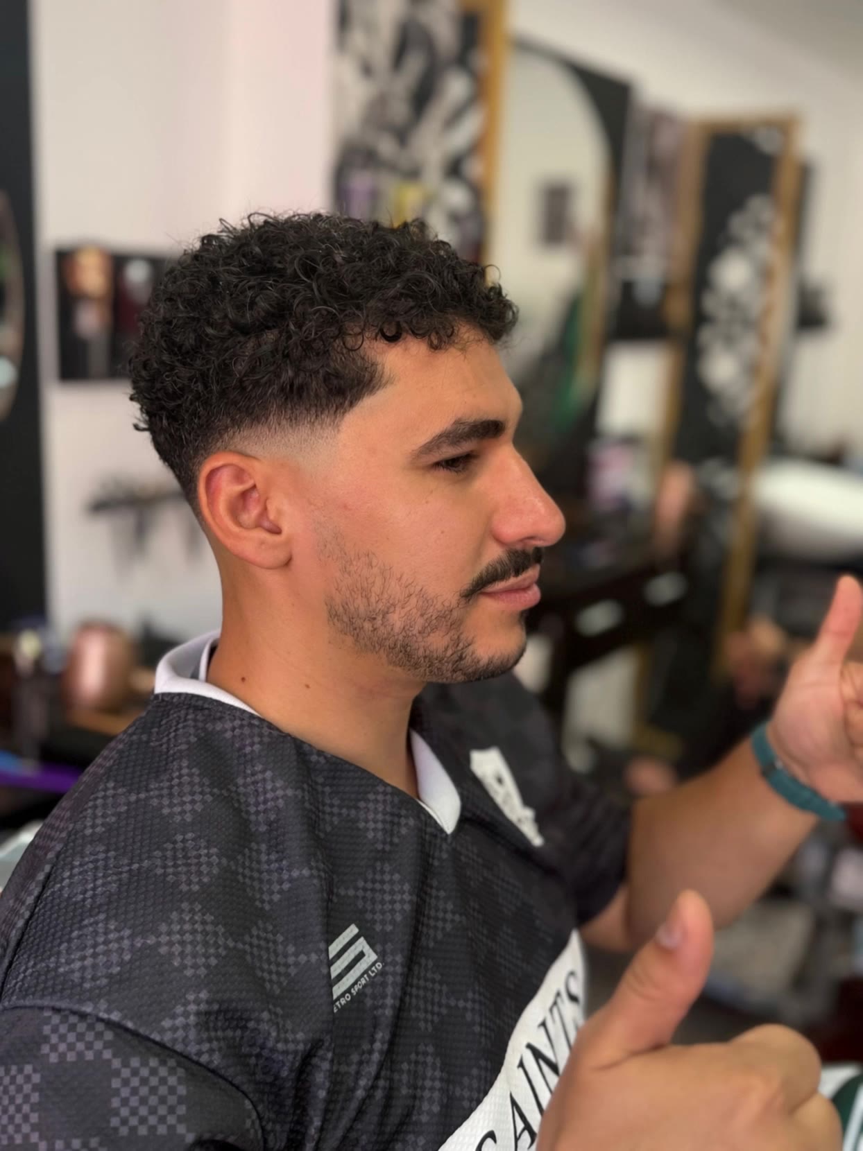 Kling AI work 316703026522320 - low taper fade with curly hair AI video