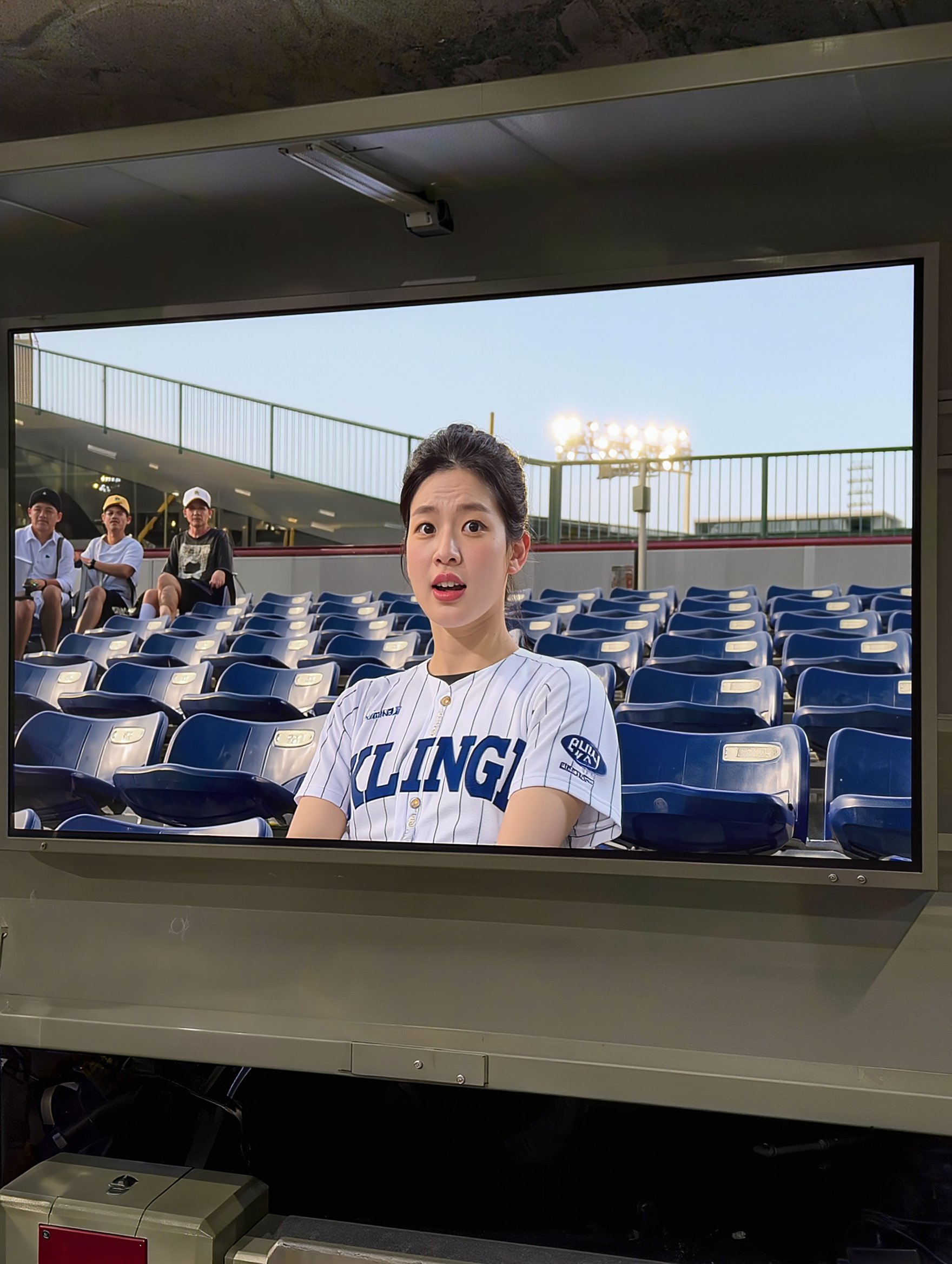 Kling AI work 310505249610109 - klingai . com AI image
