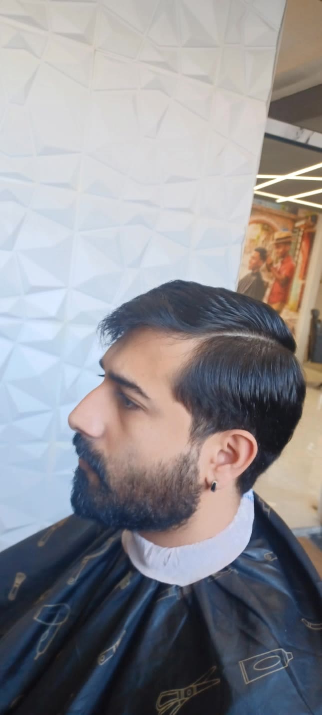 Kling AI work 318593130520806 - ai haircut AI video