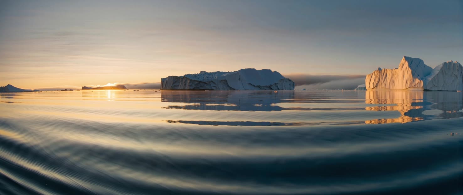 Artic summer - clip art iceberg AI video
