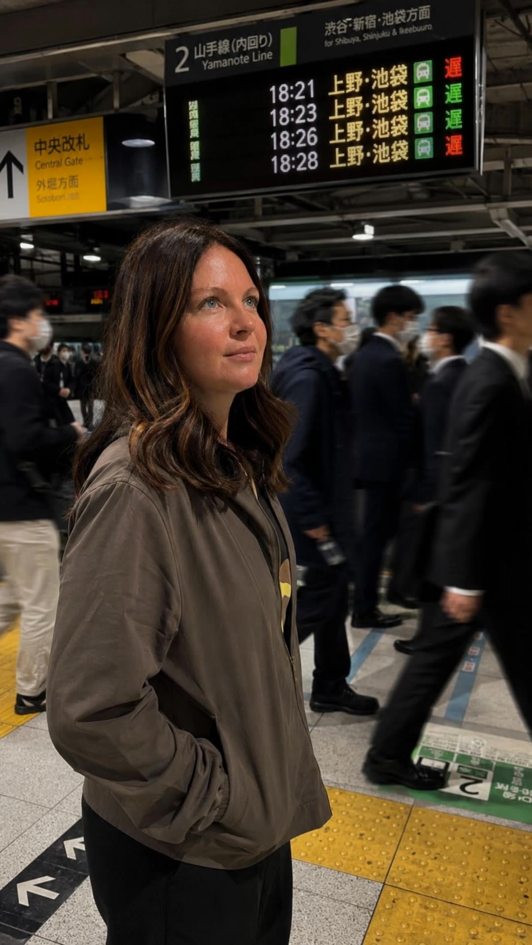 Tokyo Train Platform  - kling ai platform AI video