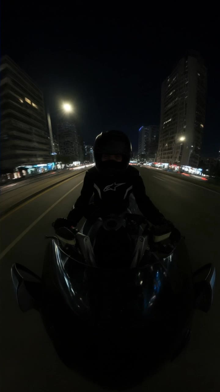 Motorcycle bike race speed - frontire speed test AI video