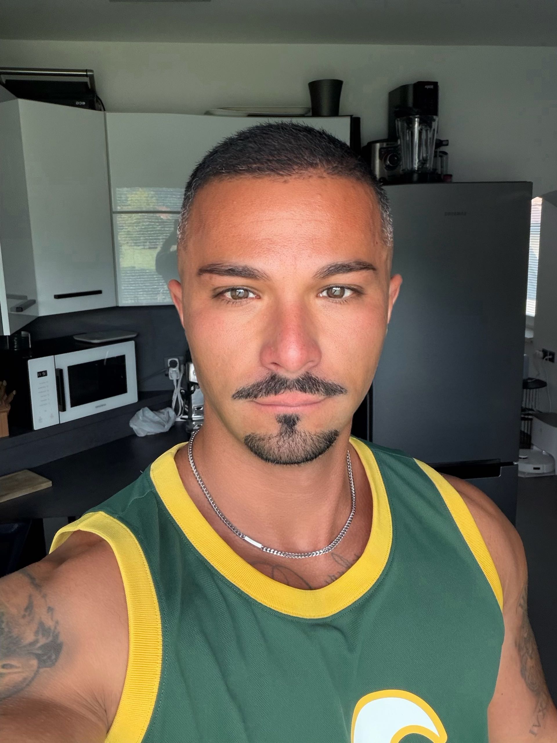 DEKI avatar