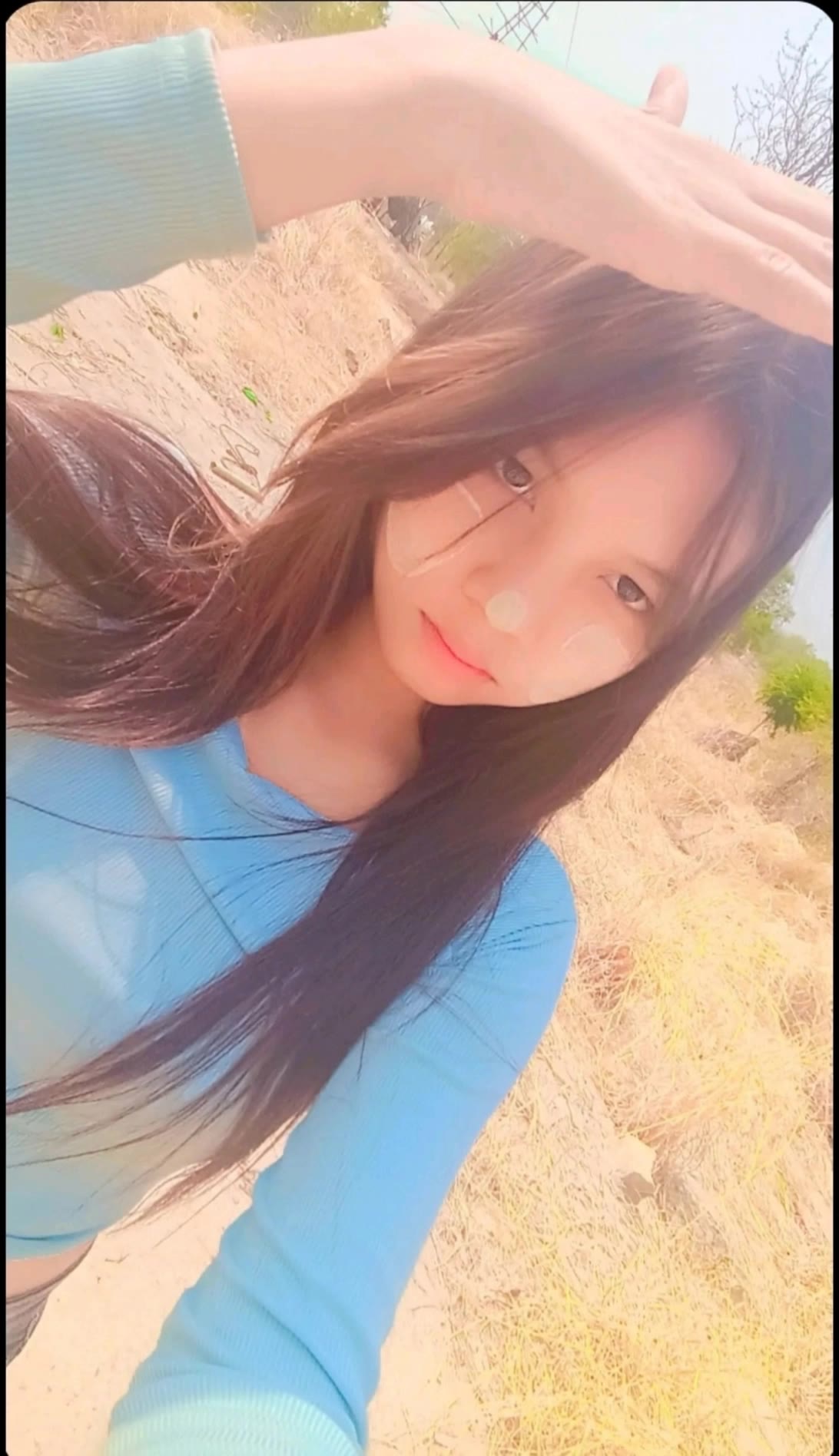 Kling AI work 317093266320632 - kissing klingal AI video