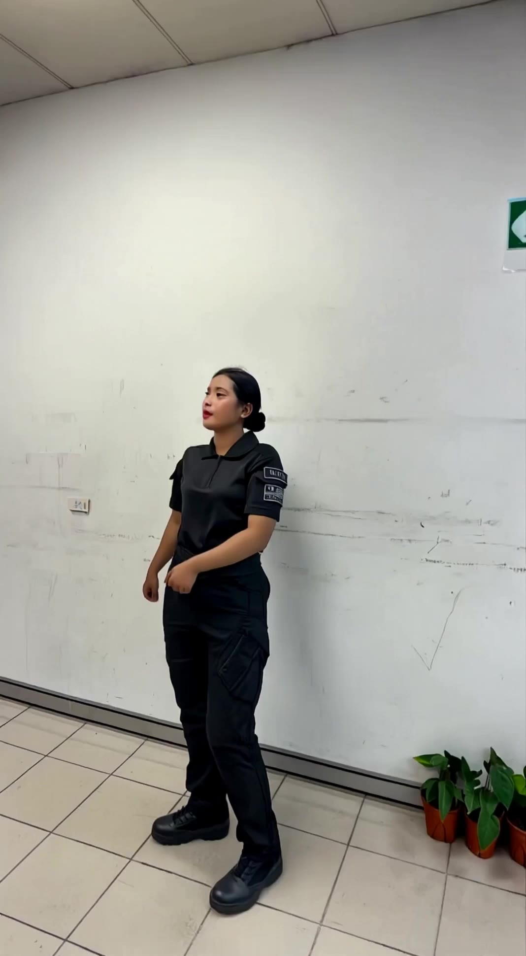 Kling AI work 300030811521436 - jitter. video AI video
