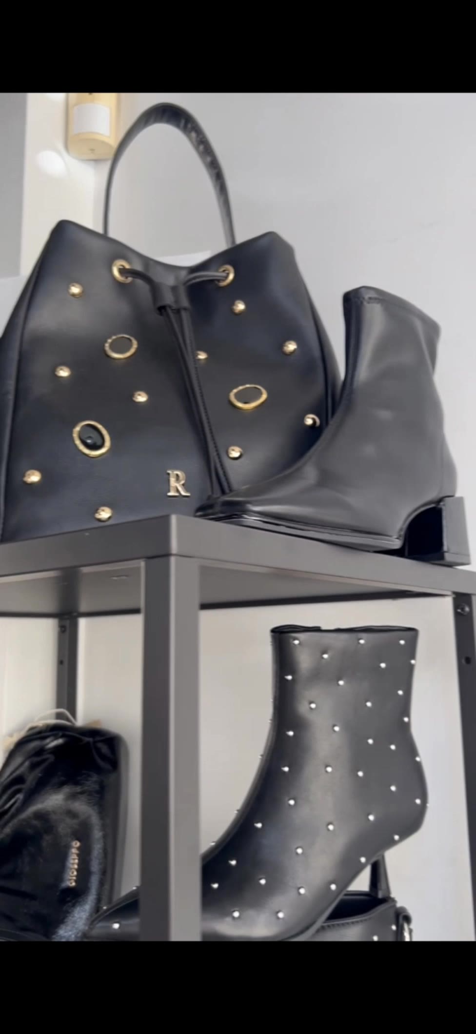 O estilo começa nos detalhes. - estilo gibli AI video