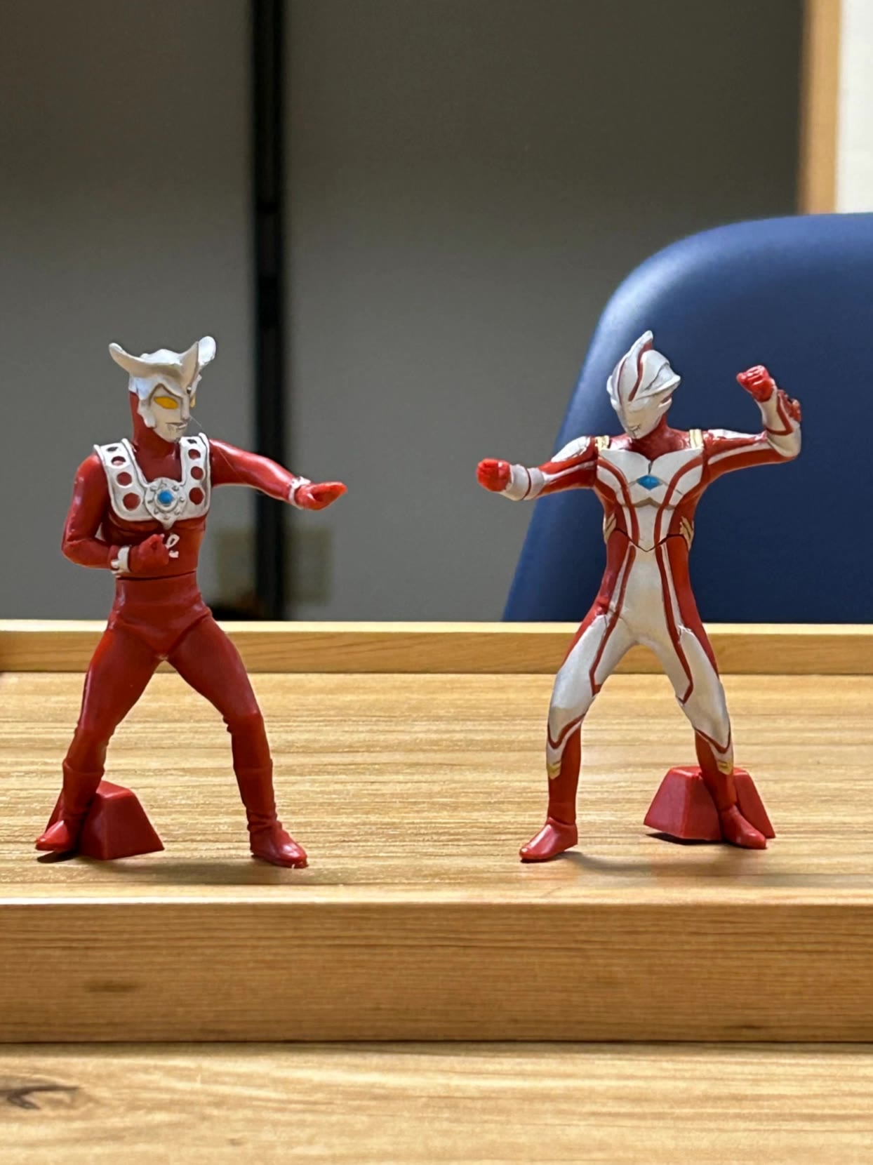 Kling AI work 313446524618639 - action figures ai AI video