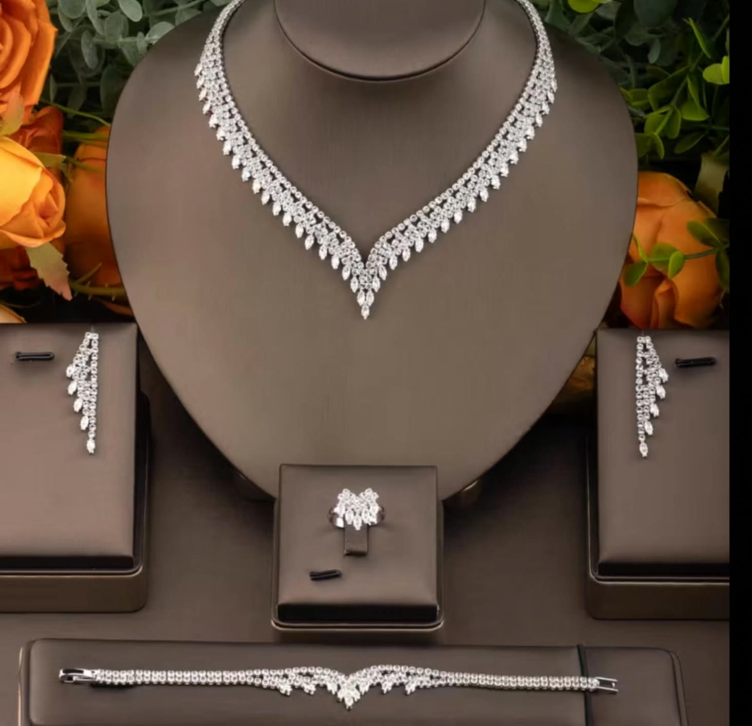 Jewellery ad - jewellery ai generator AI video