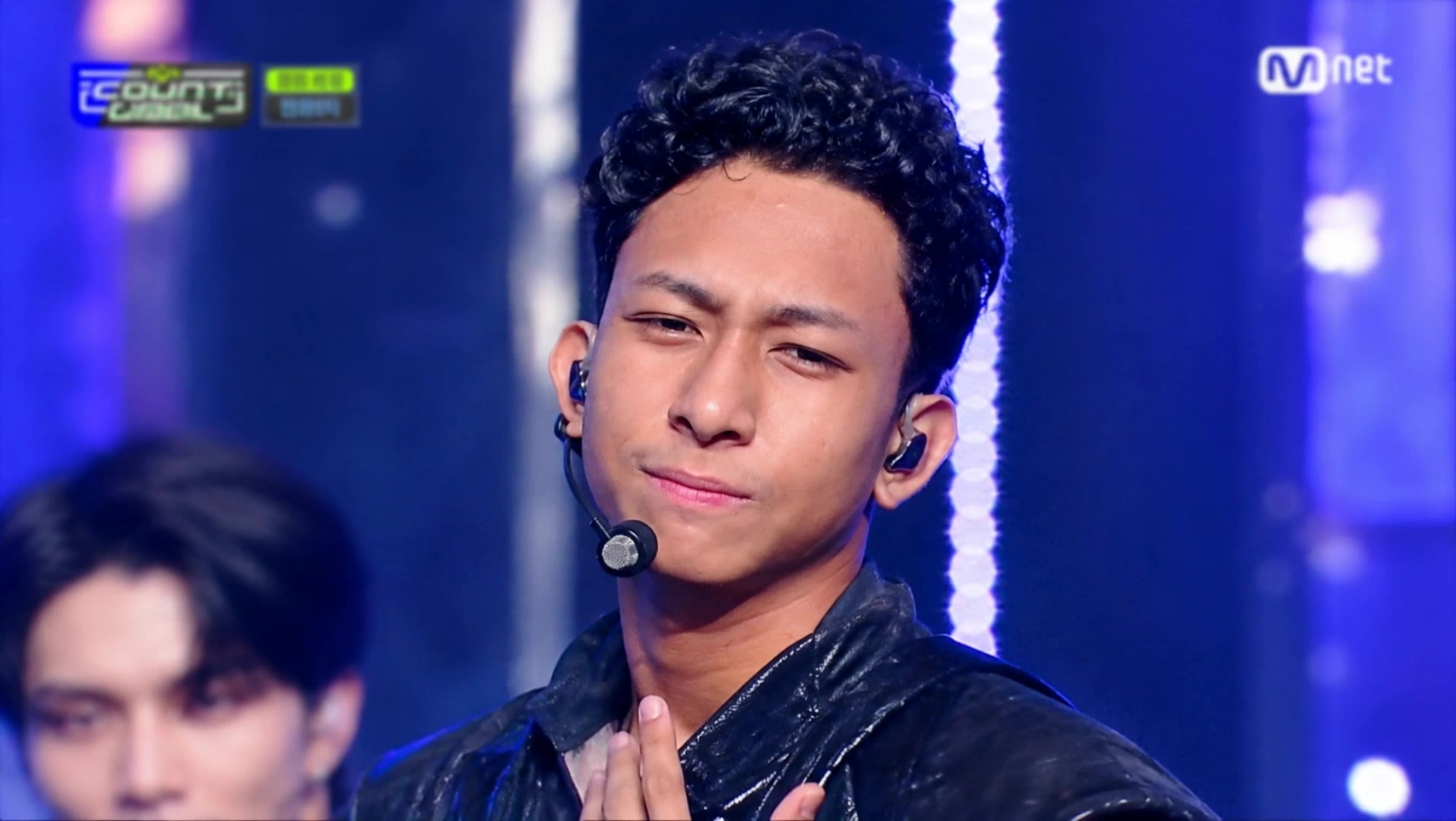 Kling AI work 310905930660889 - kpop ai AI video