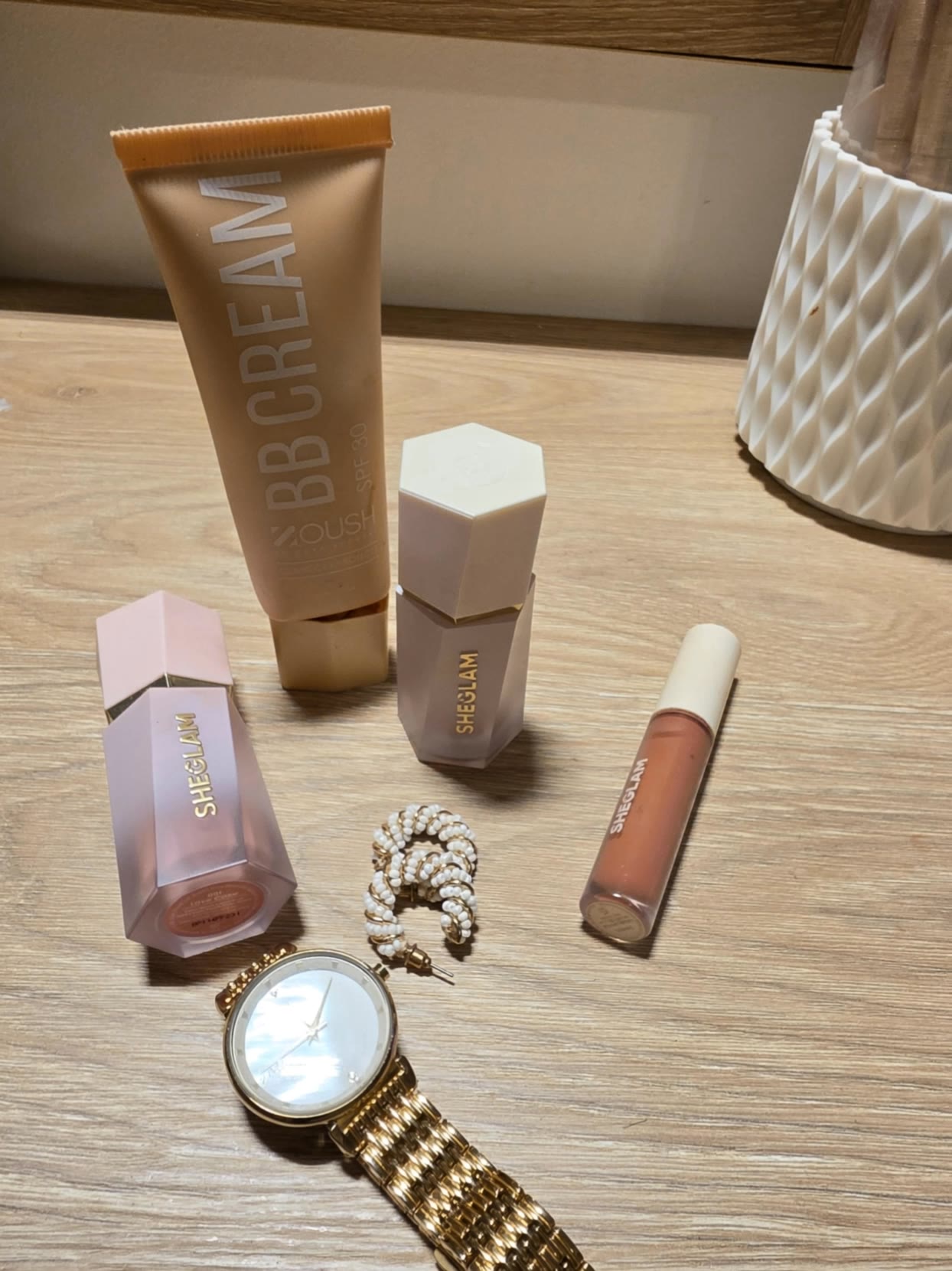 Beauty products UGC - make ugc ai AI video