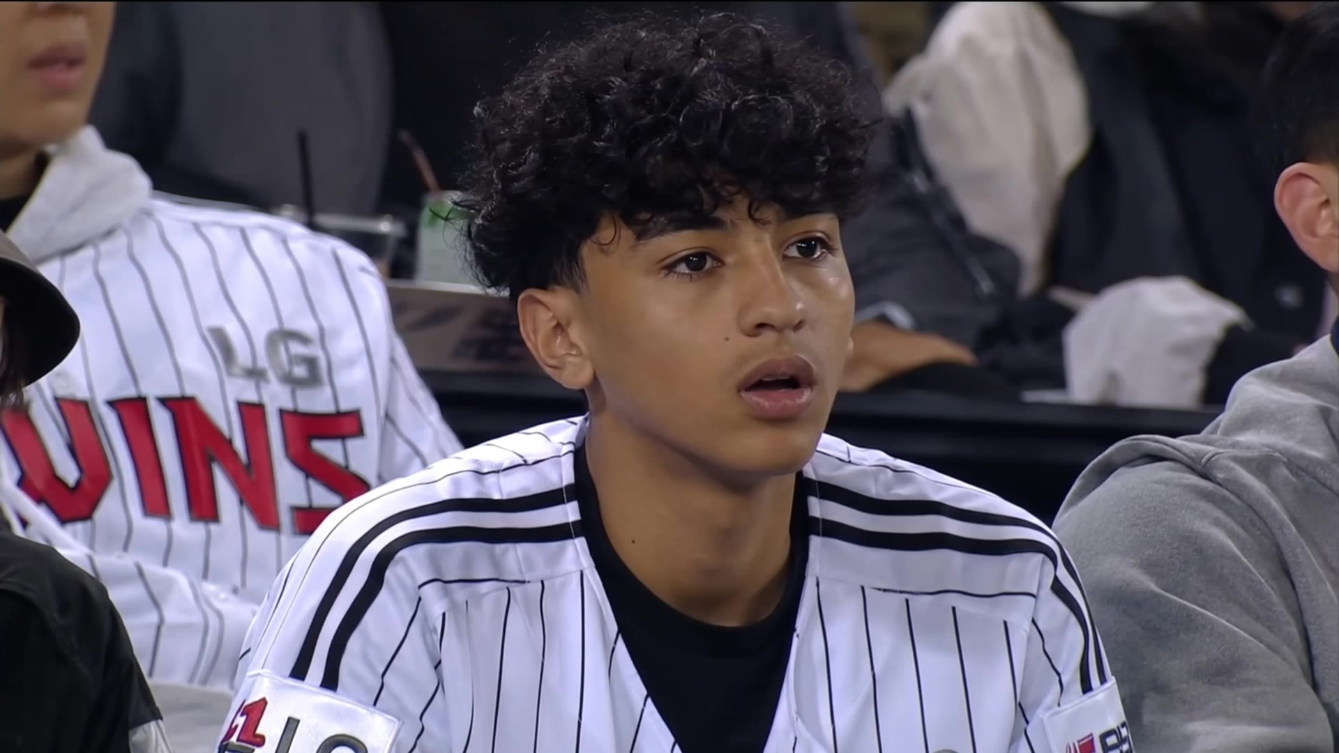 Kling AI work 311214718616054 - ai photo editing ghaus editz AI video