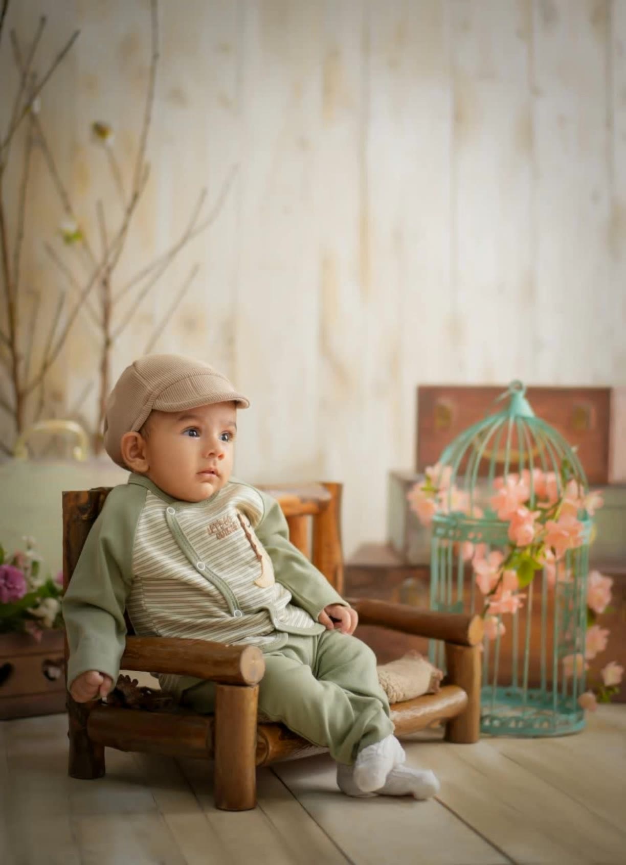 Kling AI work 318674958507609 - hug images AI video