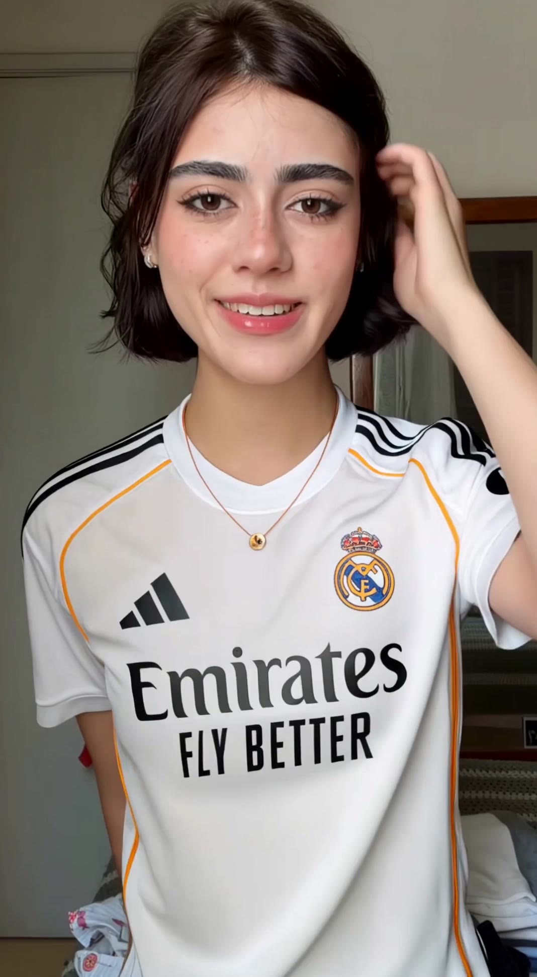 Kling AI work 297316320528275 - best free ai face swap AI video