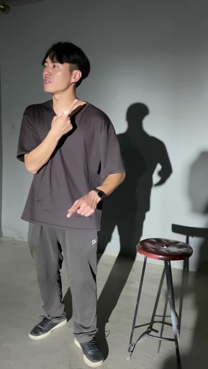 Kling AI work 317781338327184 - pale stool pictures AI video