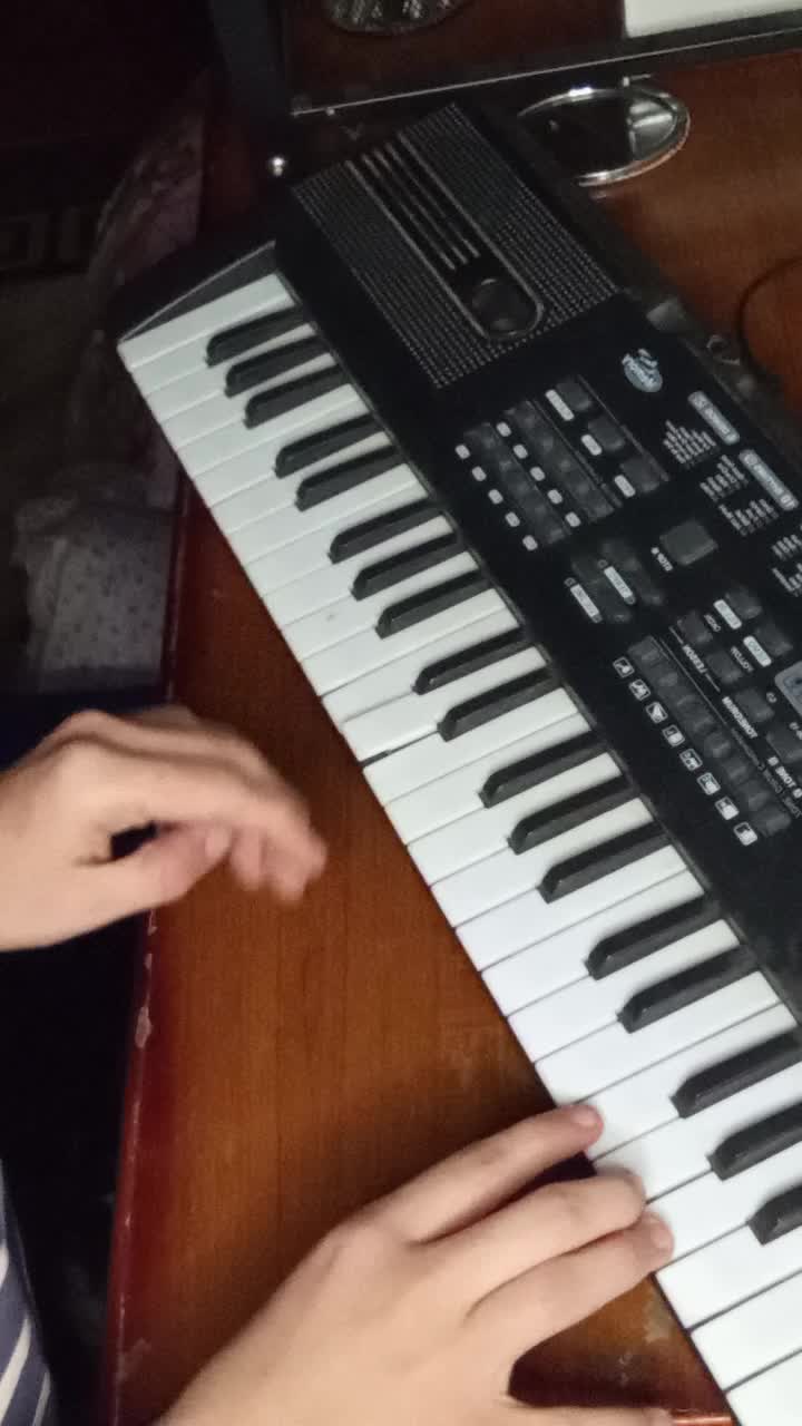 Kling AI work 882939512794918947 - run away piano AI video